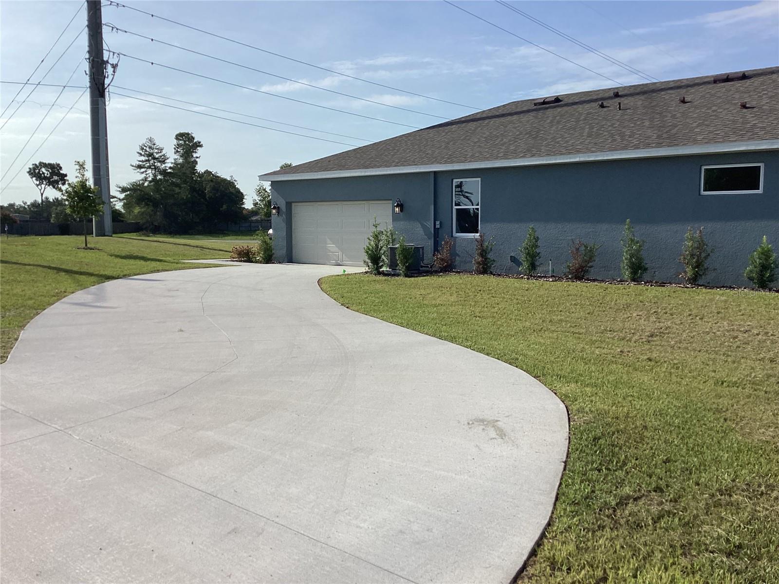 Image 5 of 19 For 10512 49th Avenue Road