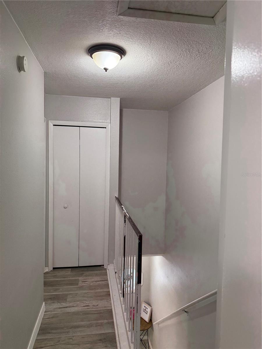 Image 19 of 33 For 11859 Mintwood Court