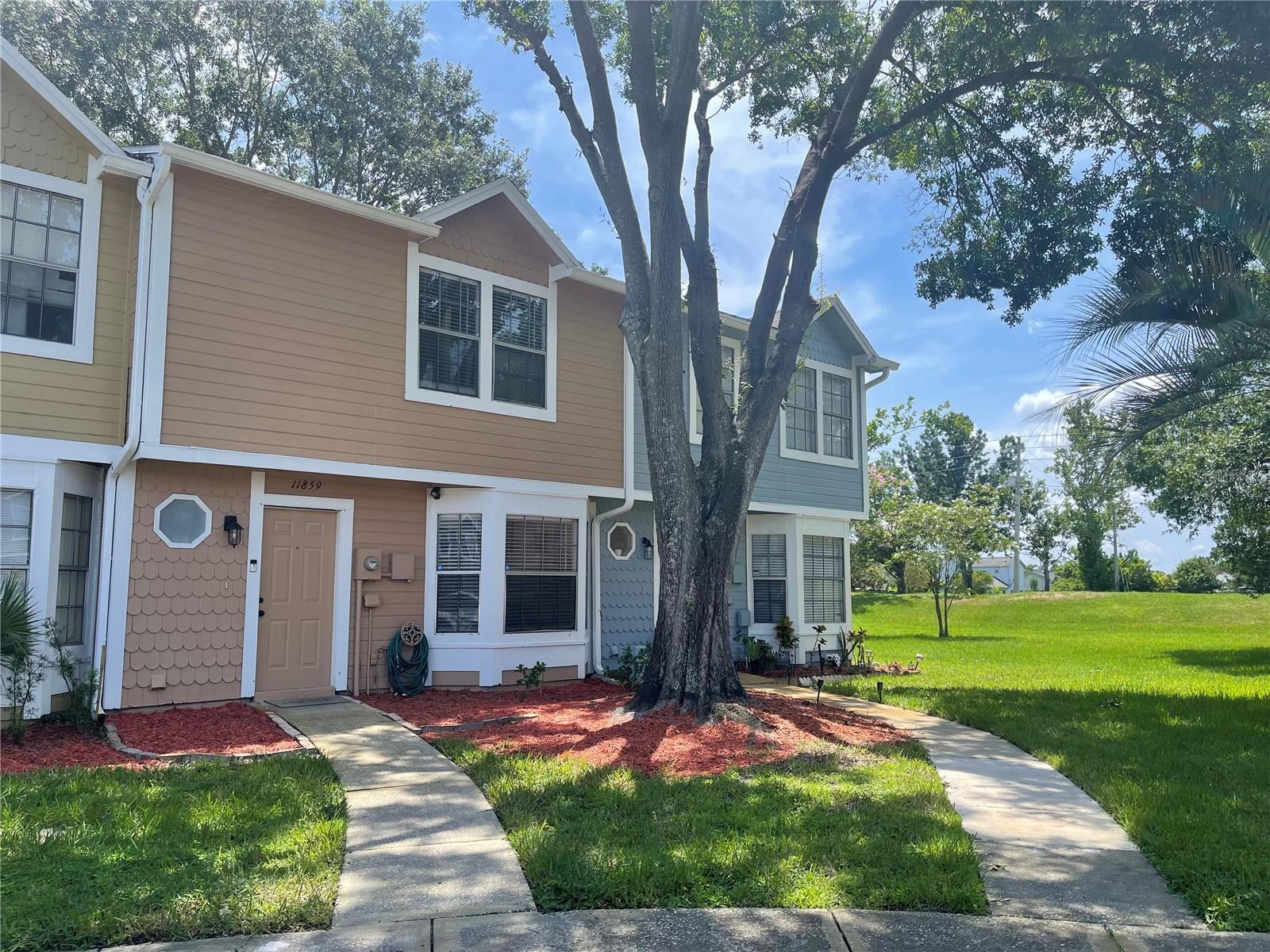 Image 2 of 33 For 11859 Mintwood Court