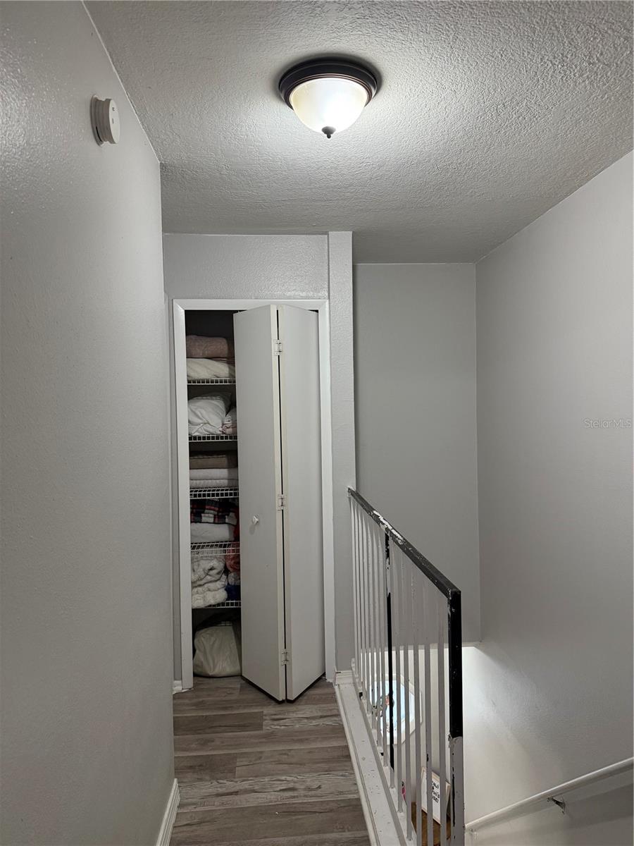 Image 20 of 33 For 11859 Mintwood Court