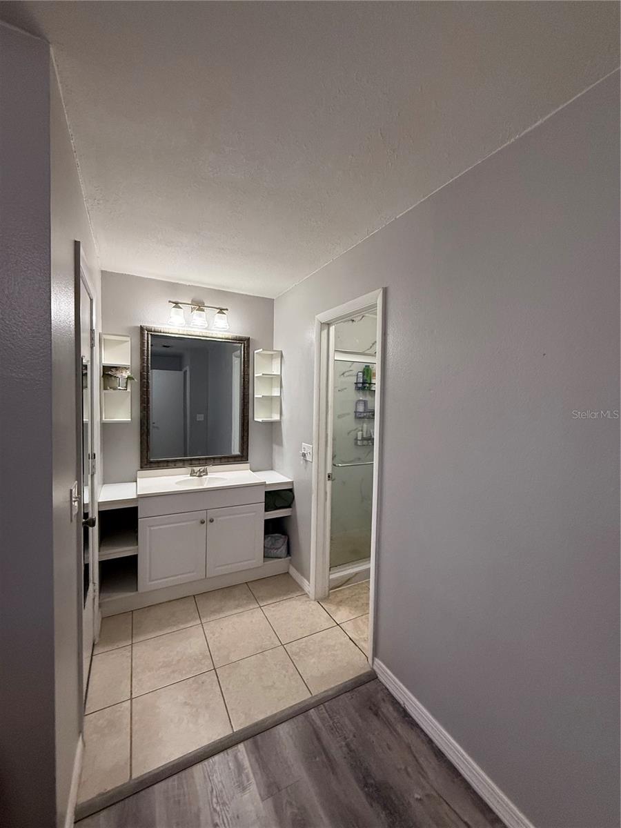 Image 22 of 33 For 11859 Mintwood Court
