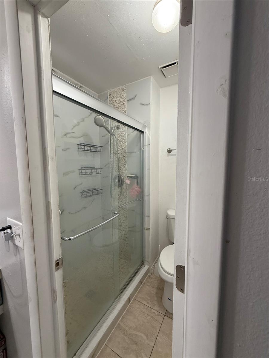 Image 23 of 33 For 11859 Mintwood Court