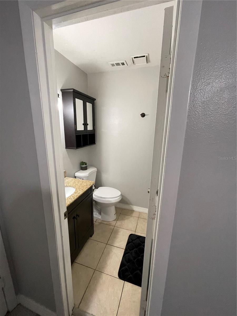 Image 26 of 33 For 11859 Mintwood Court