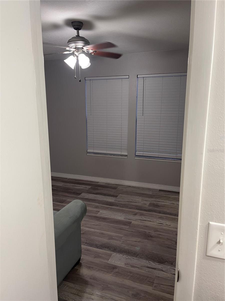 Image 30 of 33 For 11859 Mintwood Court