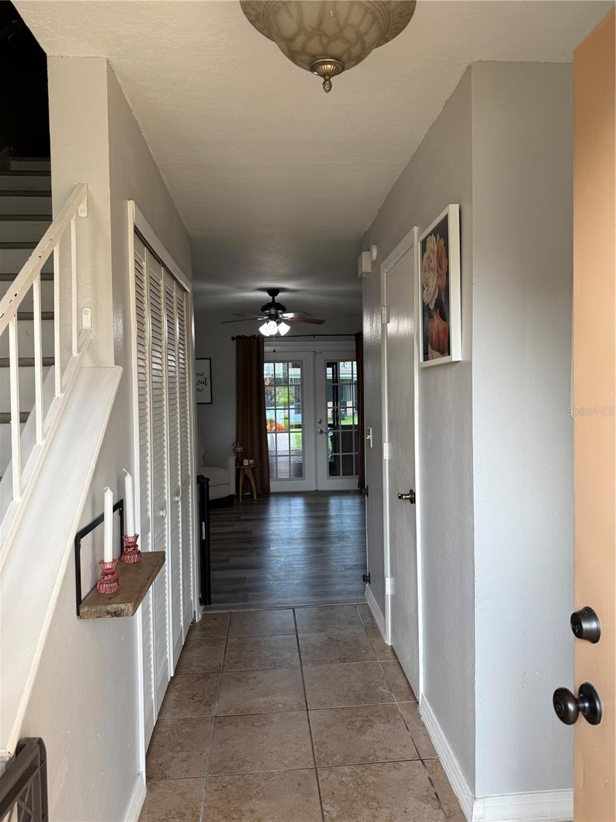Image 7 of 33 For 11859 Mintwood Court