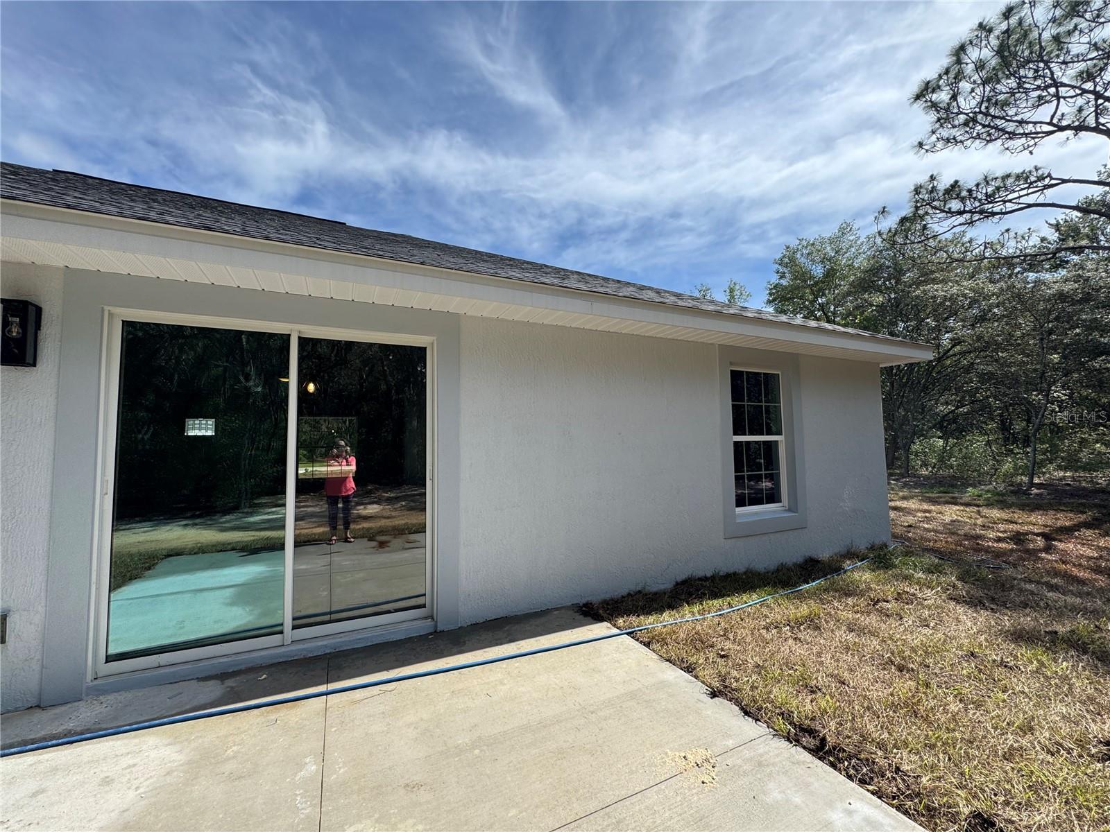 Listing photo id 8 for 22961 Marine Boulevard