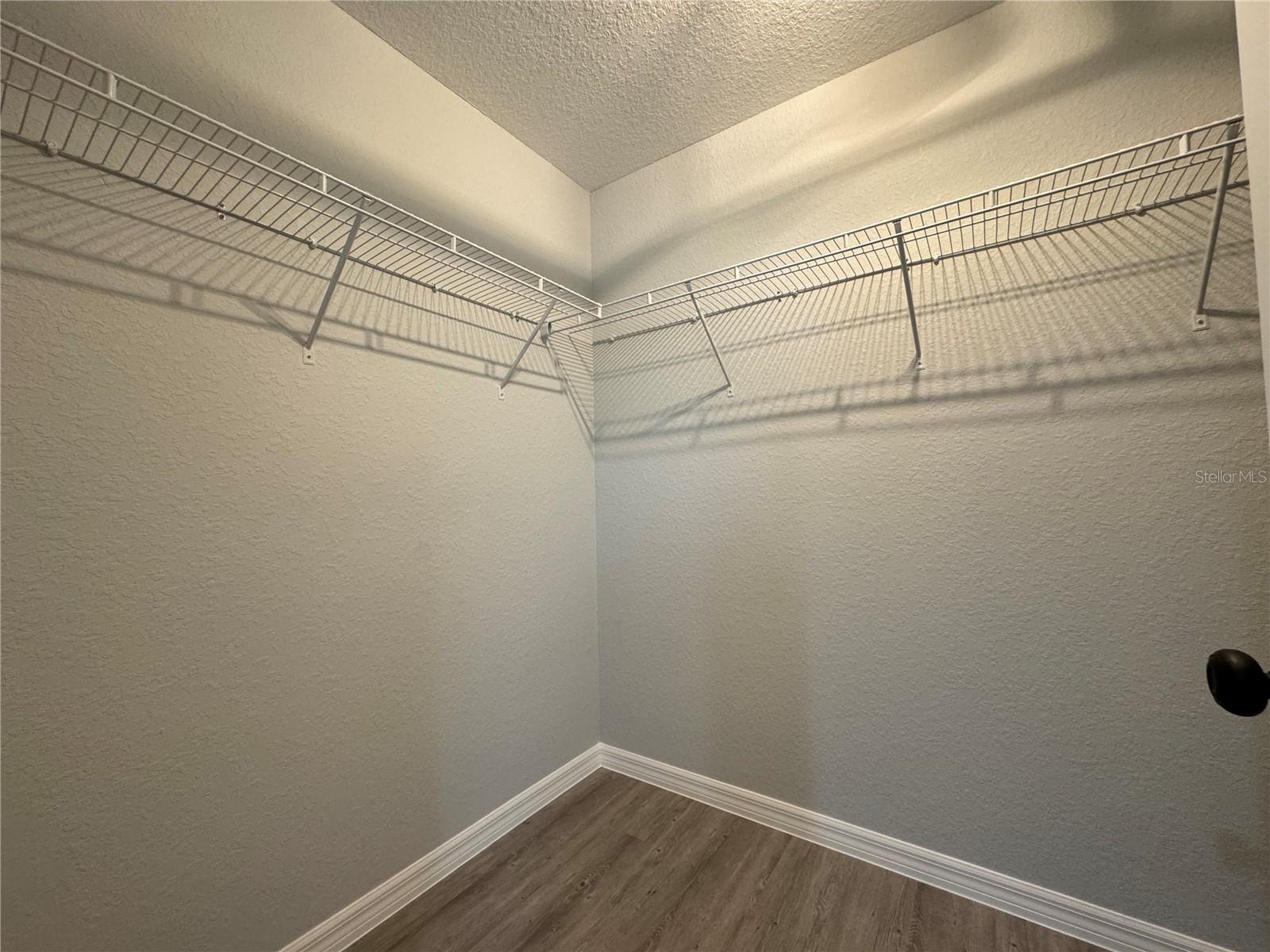 Listing photo id 18 for 22961 Marine Boulevard