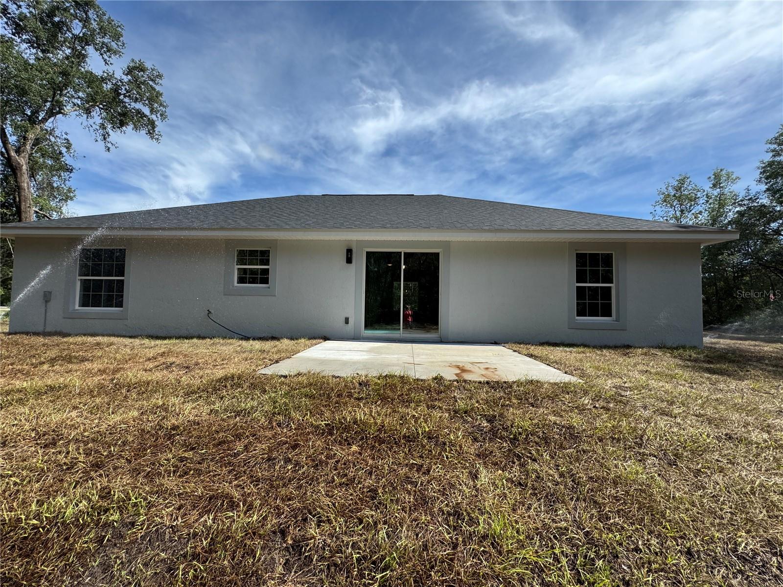Listing photo id 6 for 22961 Marine Boulevard