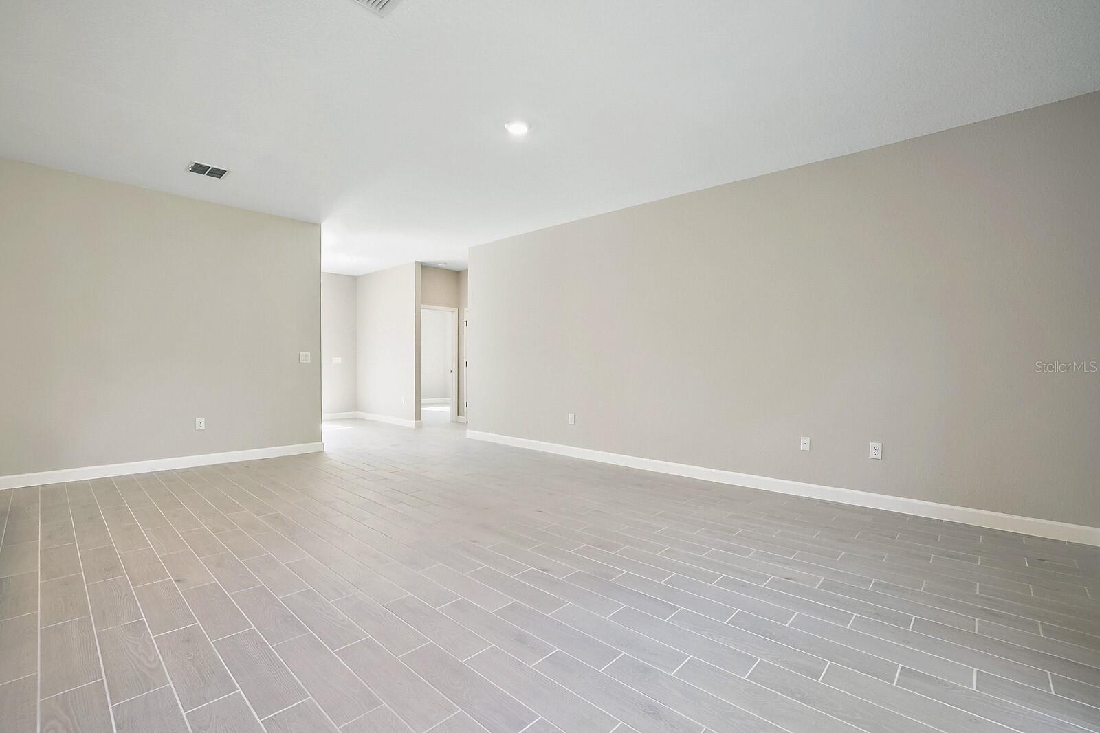 Image 5 of 14 For 3792 166th Place