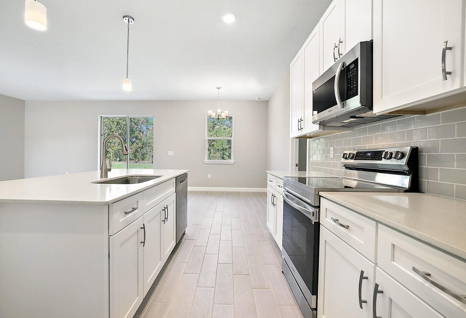 Image 9 of 23 For 3443 46th Avenue