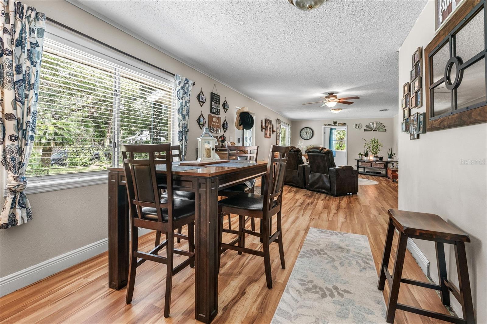 Image 11 of 53 For 420 Stafford Avenue