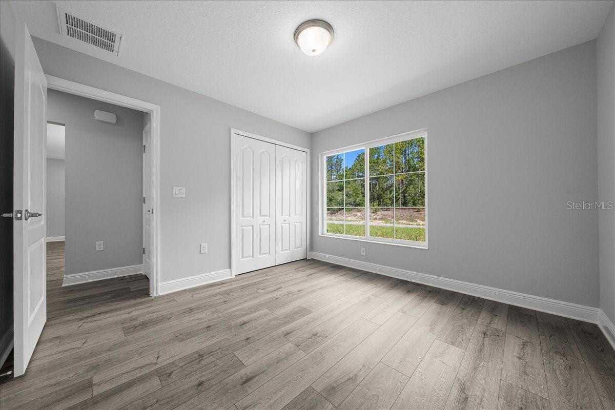 Listing photo id 33 for 9195 Athens Drive