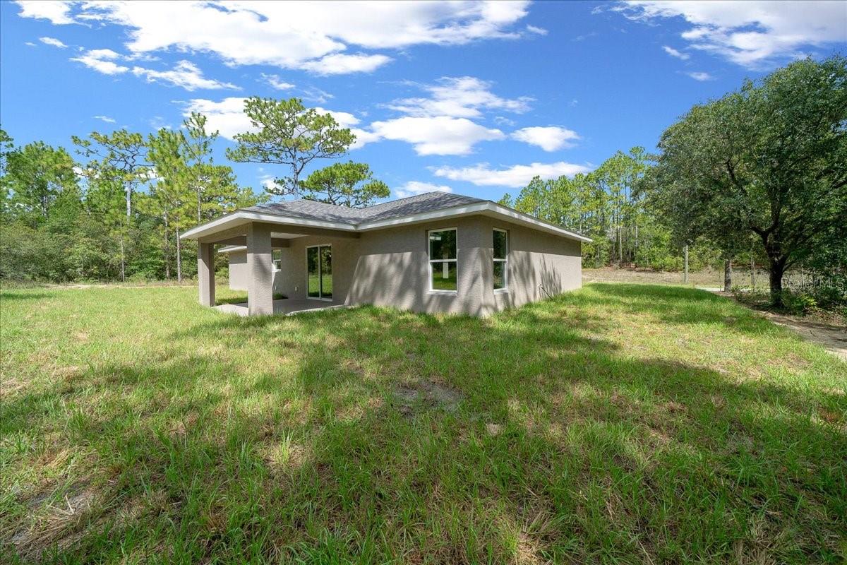 Listing photo id 38 for 9195 Athens Drive