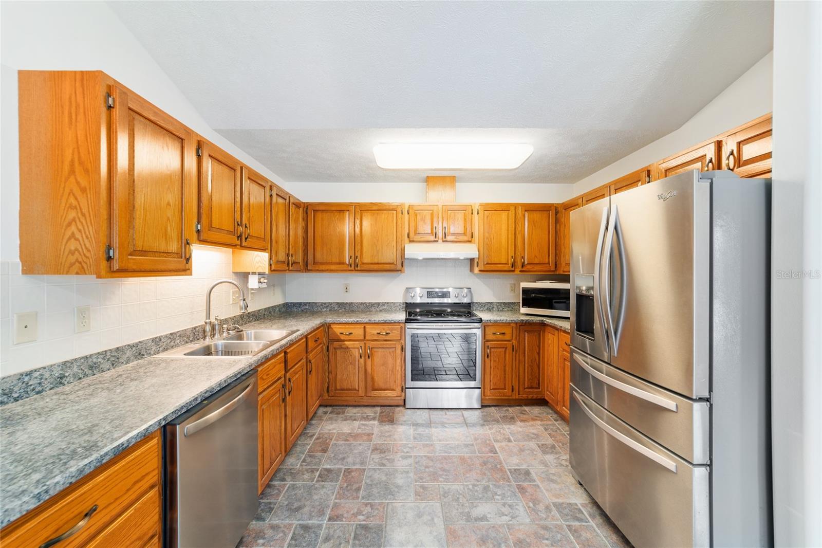 Image 13 of 79 For 5980 57th Loop