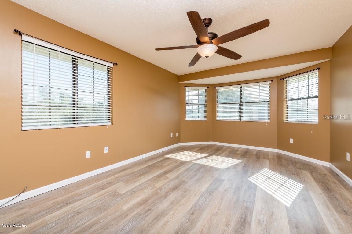 Image 15 of 18 For 9270 157th Place