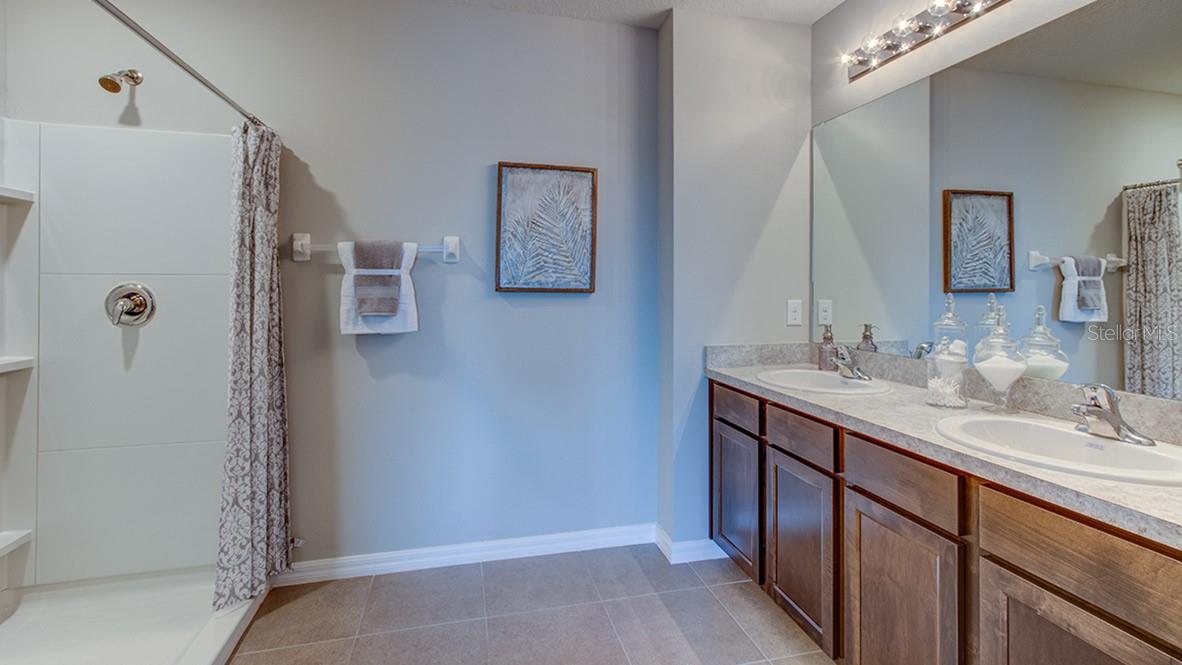 Image 11 of 19 For 8612 44th Terrace