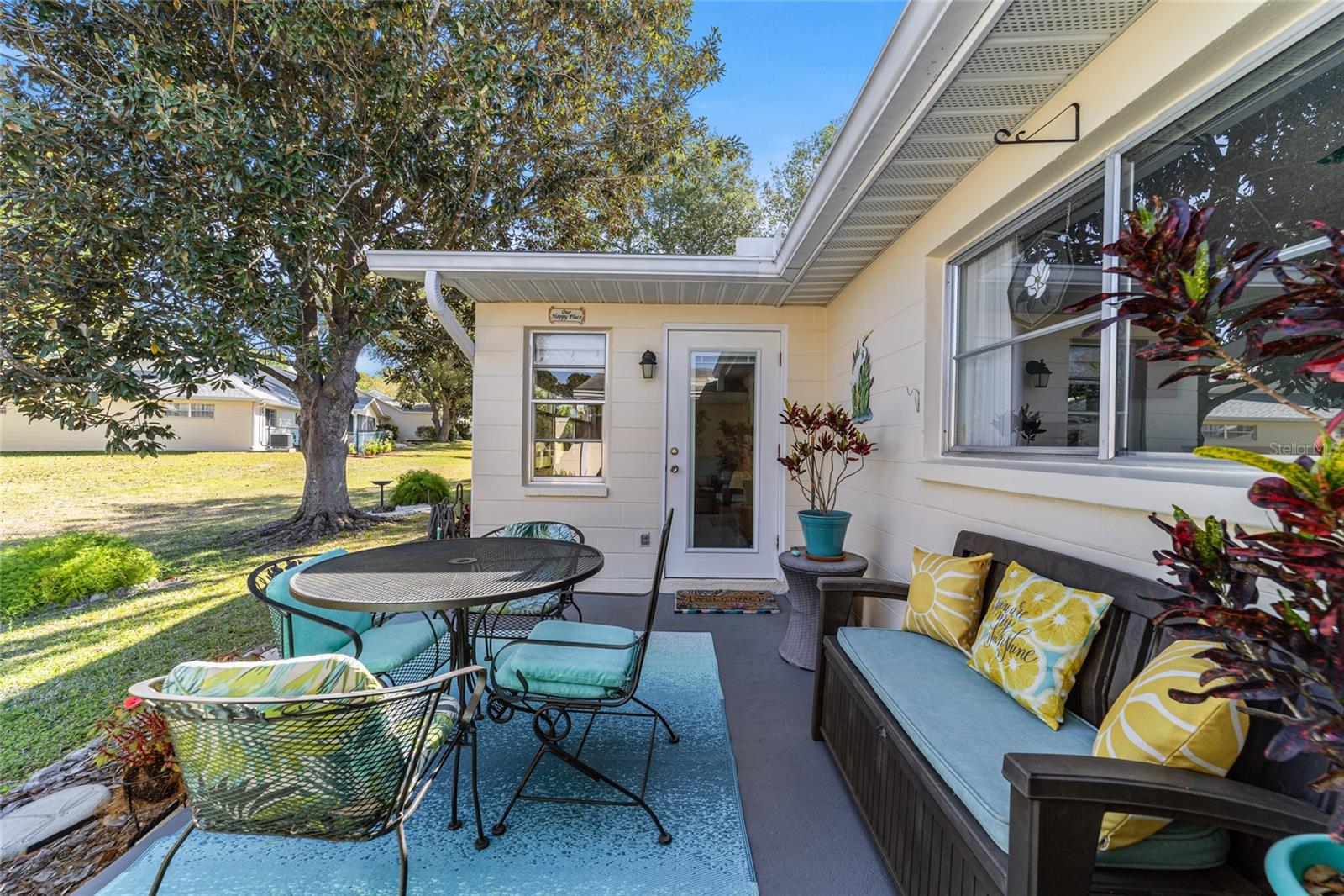 Image 17 of 52 For 9015 94th Street D