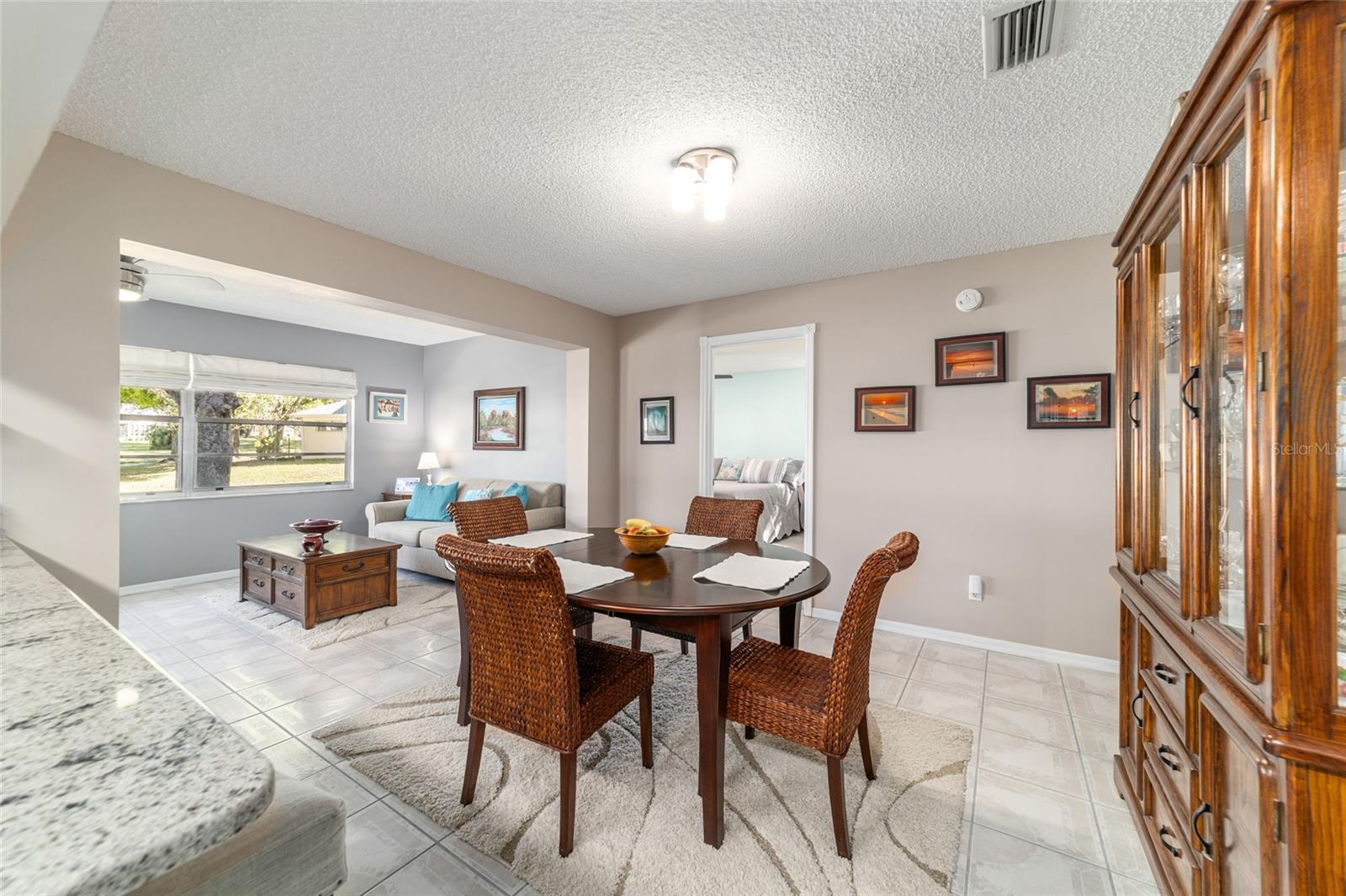 Image 31 of 52 For 9015 94th Street D