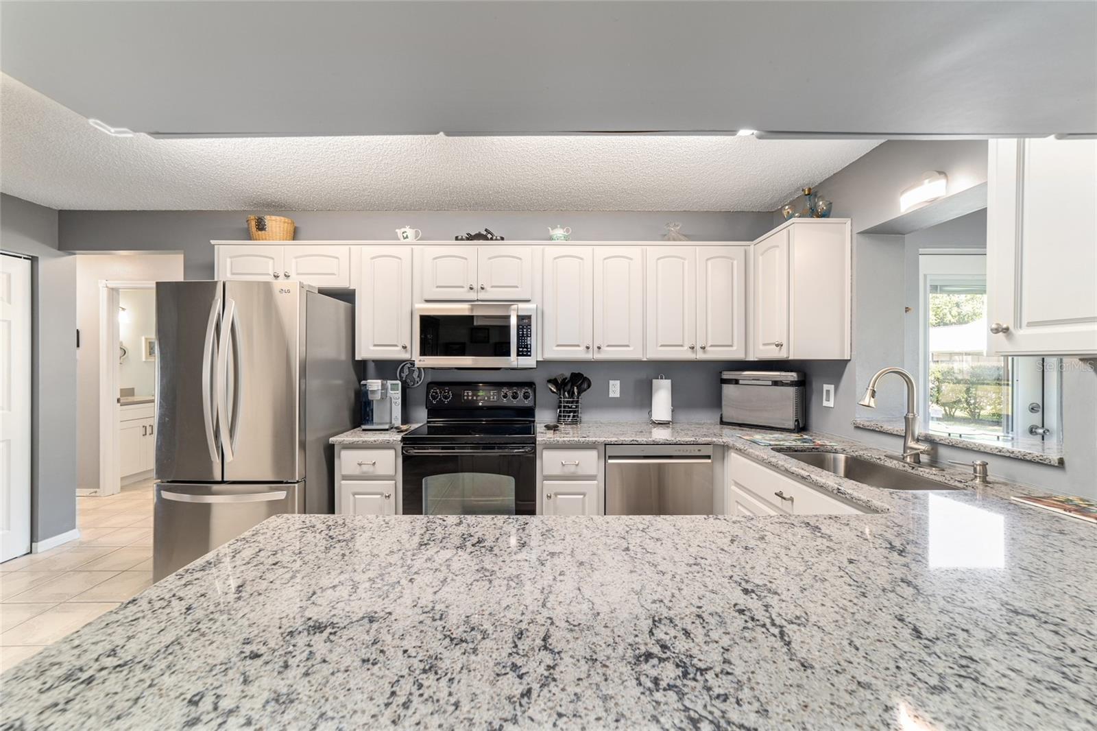 Image 33 of 52 For 9015 94th Street D