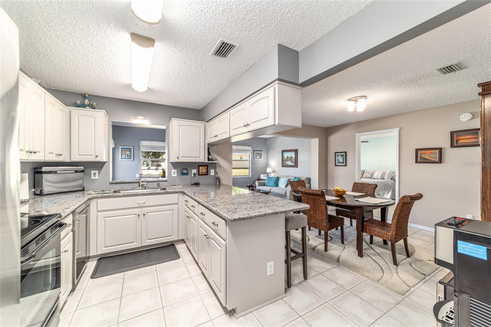 Image 35 of 52 For 9015 94th Street D