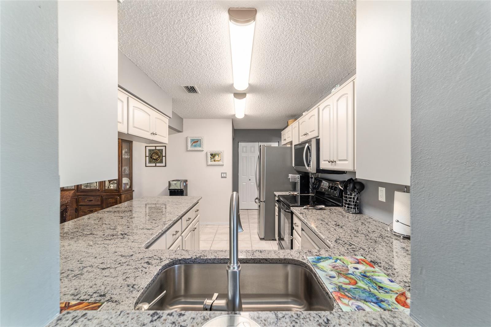 Image 37 of 52 For 9015 94th Street D
