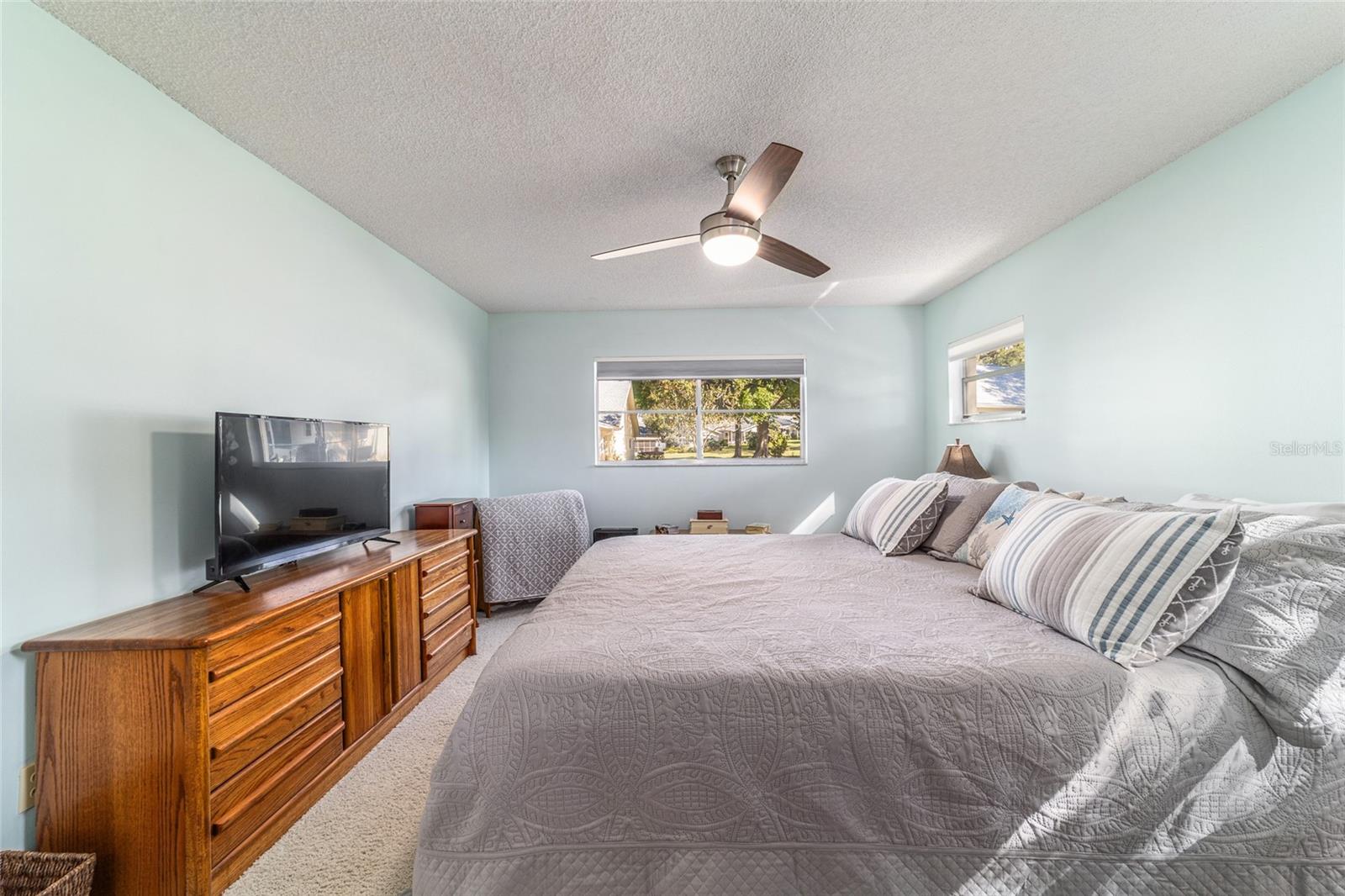 Image 40 of 52 For 9015 94th Street D