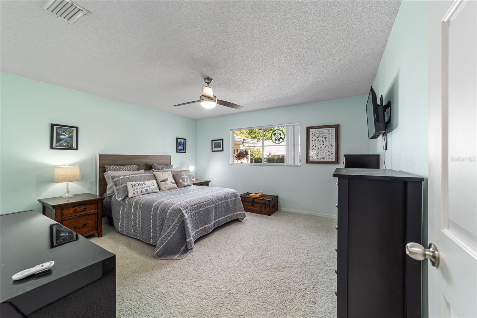 Image 44 of 52 For 9015 94th Street D