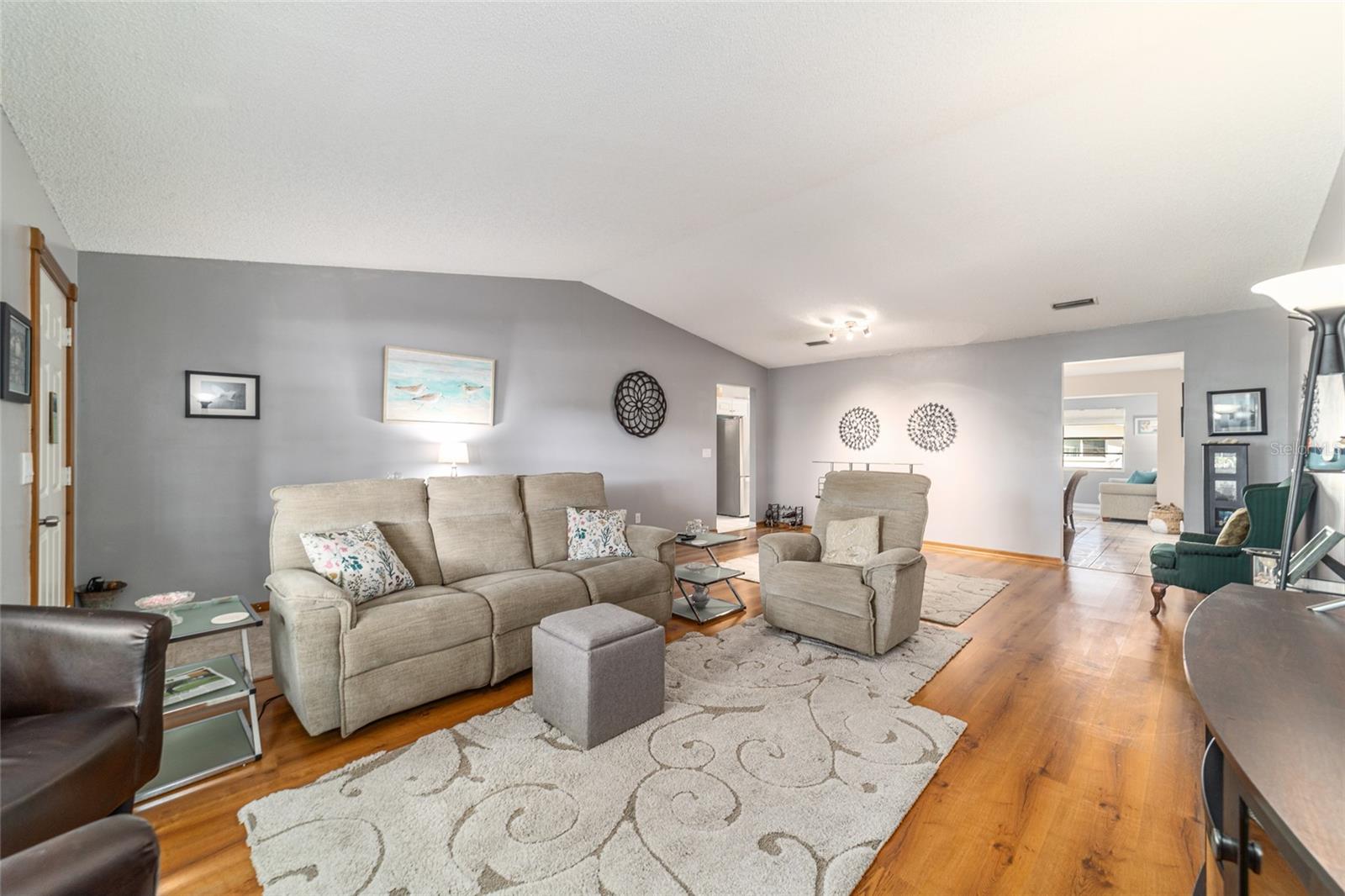 Image 5 of 52 For 9015 94th Street D