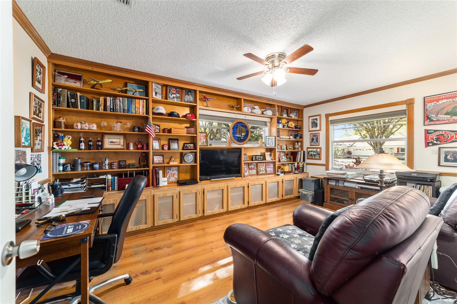 Image 7 of 52 For 9015 94th Street D