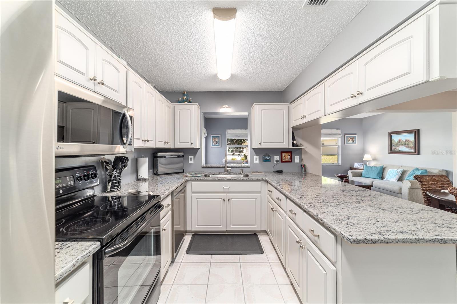 Image 9 of 52 For 9015 94th Street D