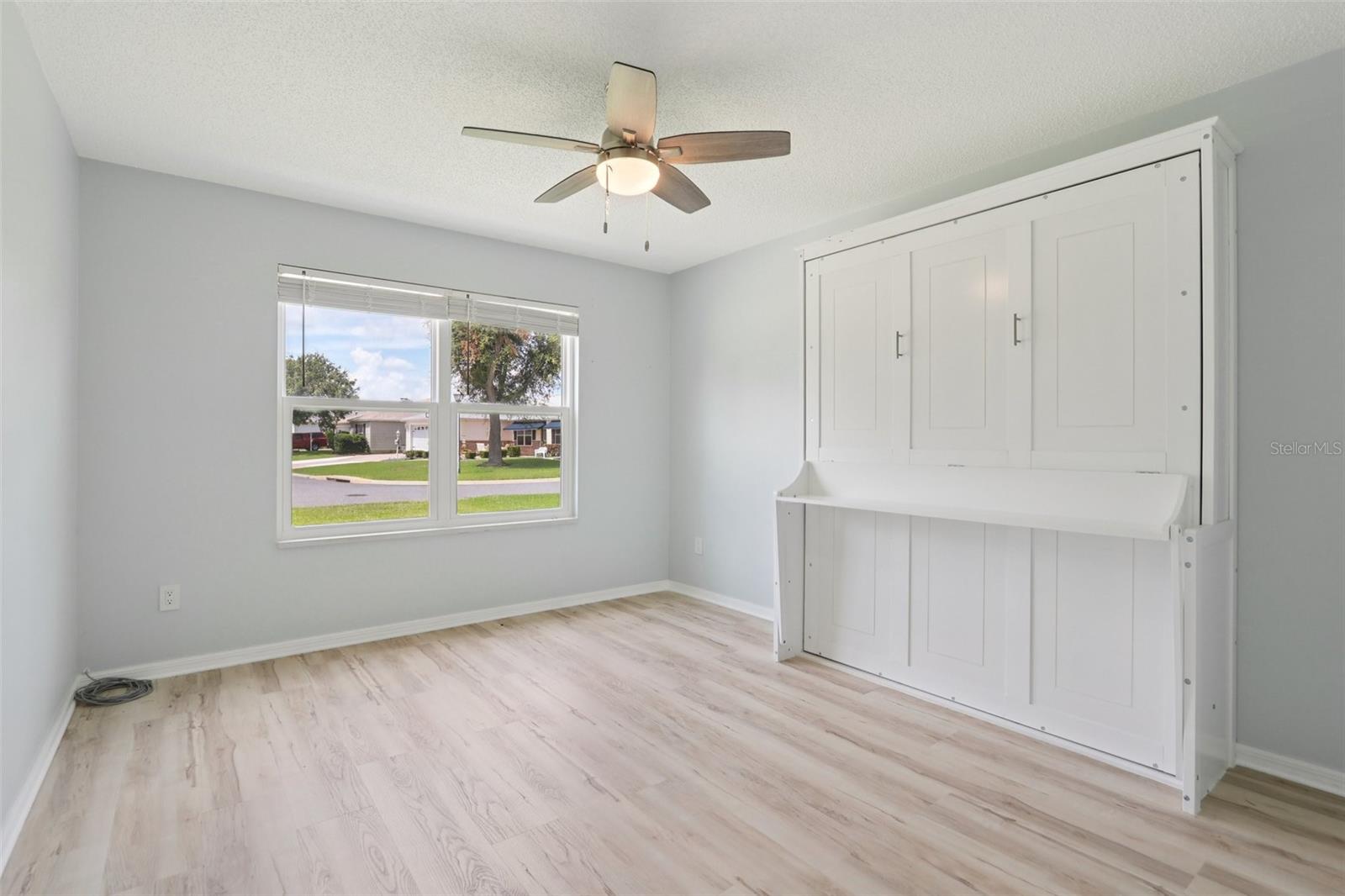 Listing photo id 20 for 2415 Saluda Street