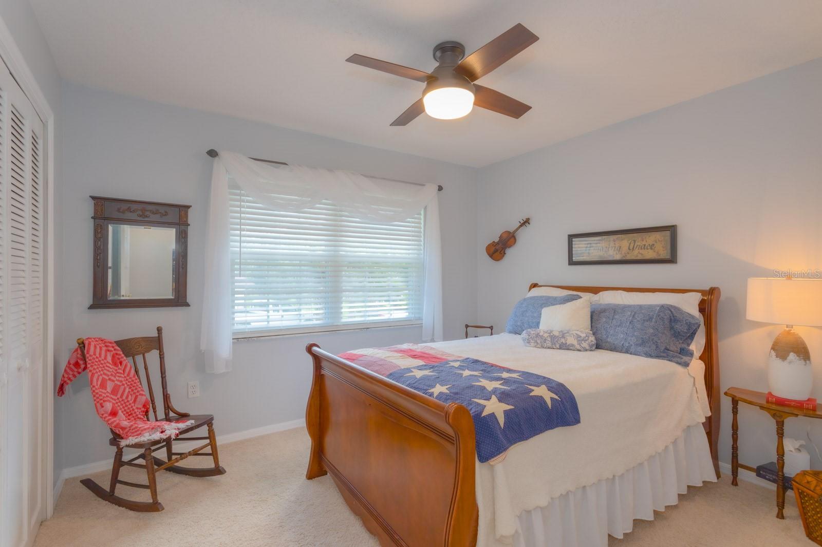 Image 18 of 41 For 4966 39th Court