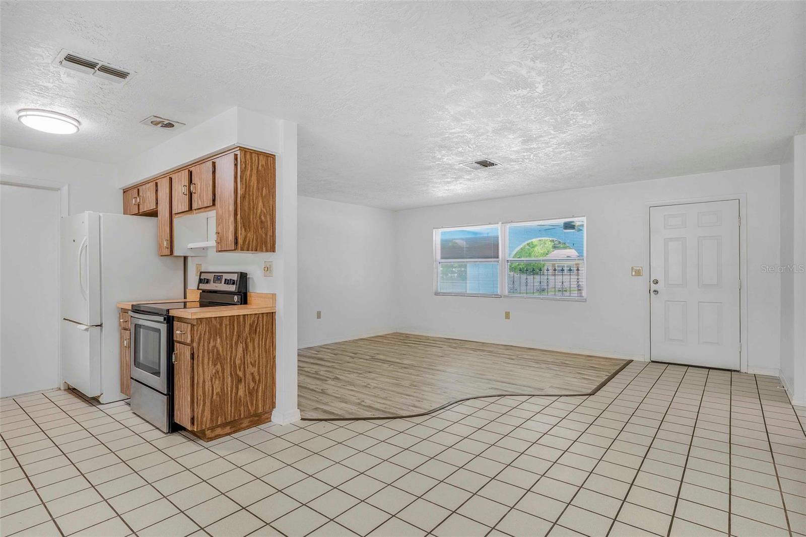 Image 12 of 46 For 231 Barbour Street