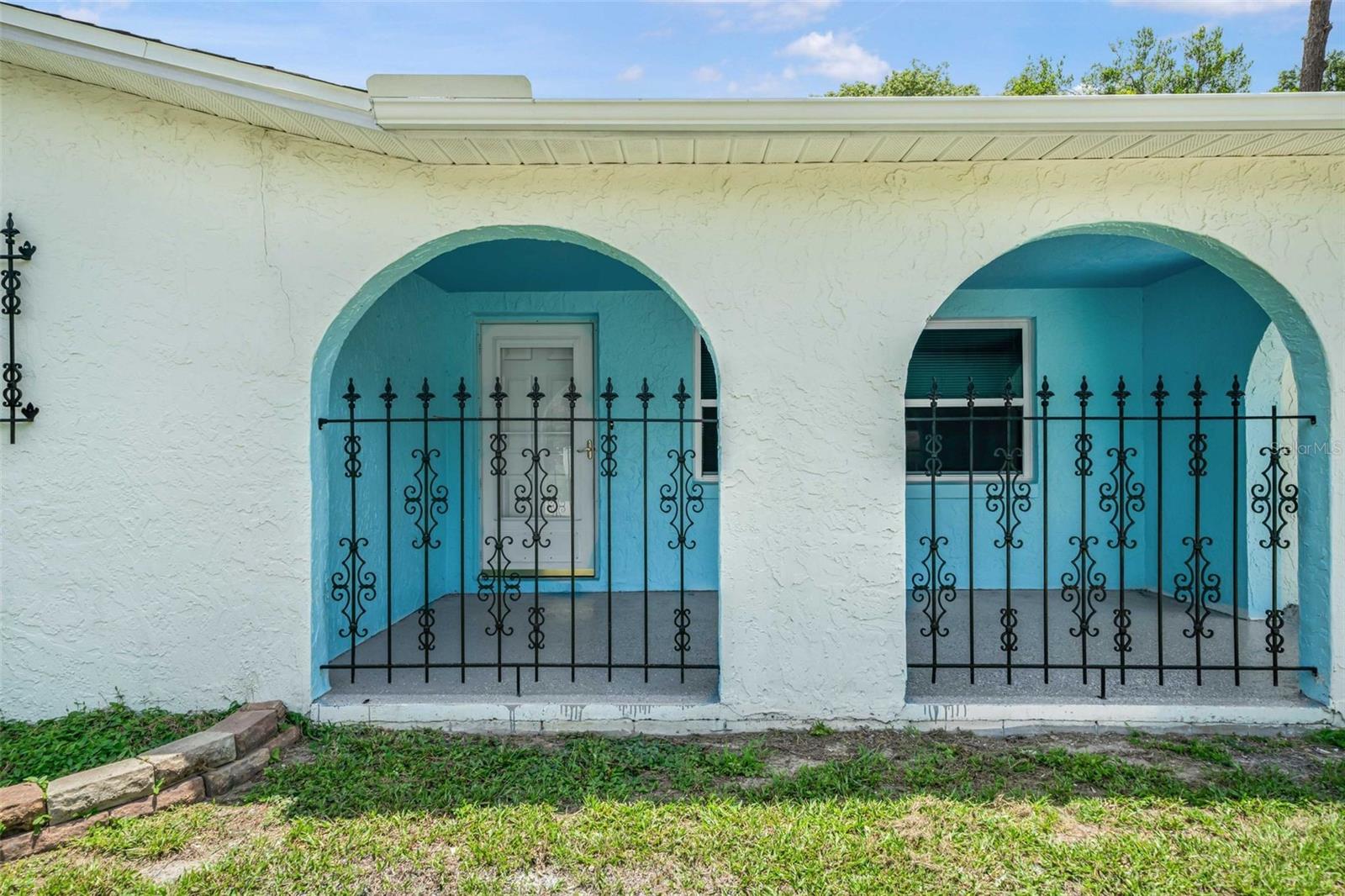 Image 4 of 46 For 231 Barbour Street