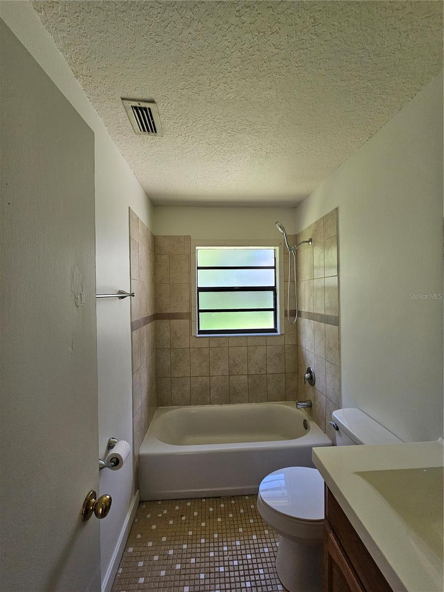 Image 14 of 20 For 5140 108th Street