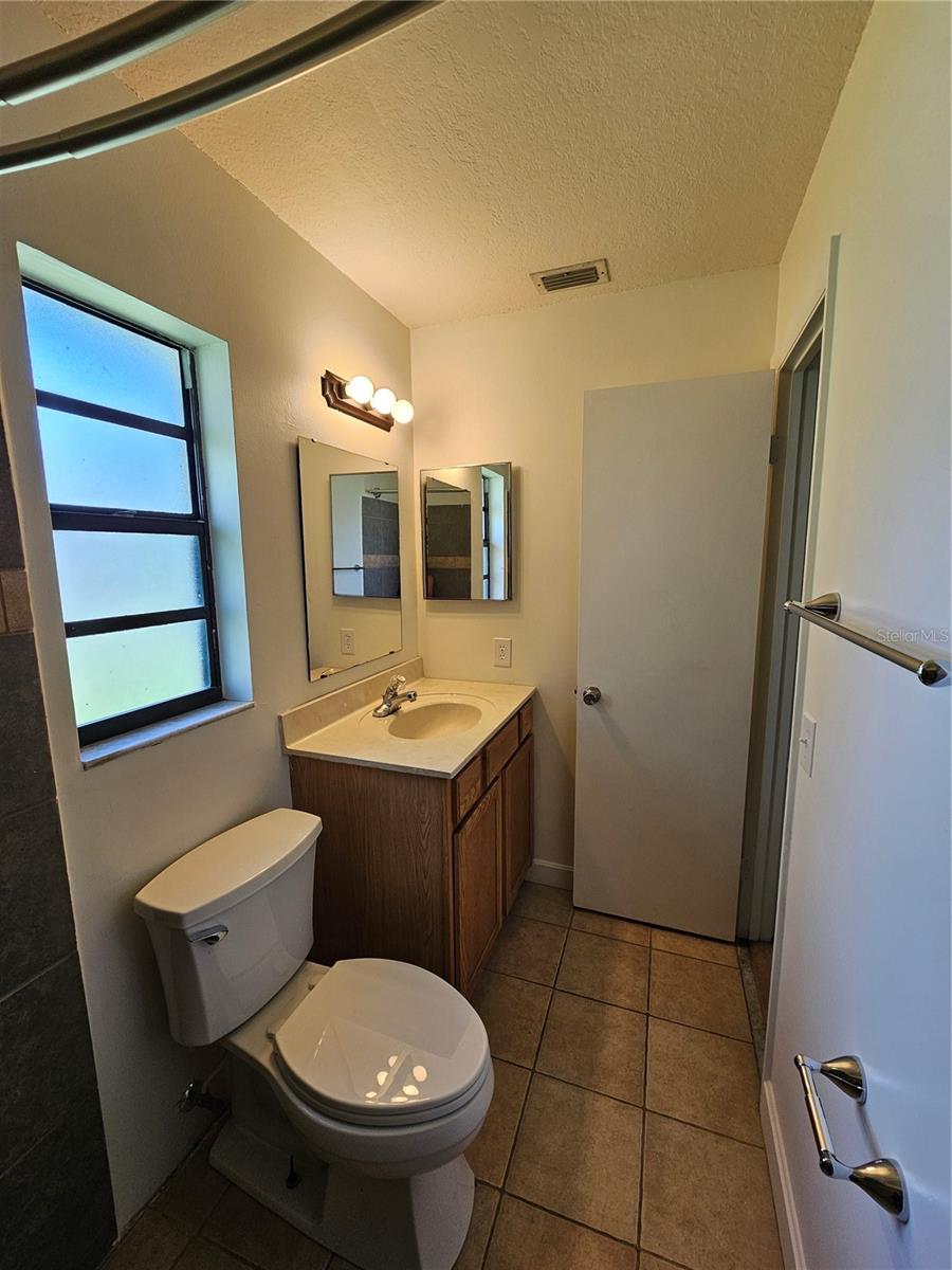 Image 18 of 20 For 5140 108th Street