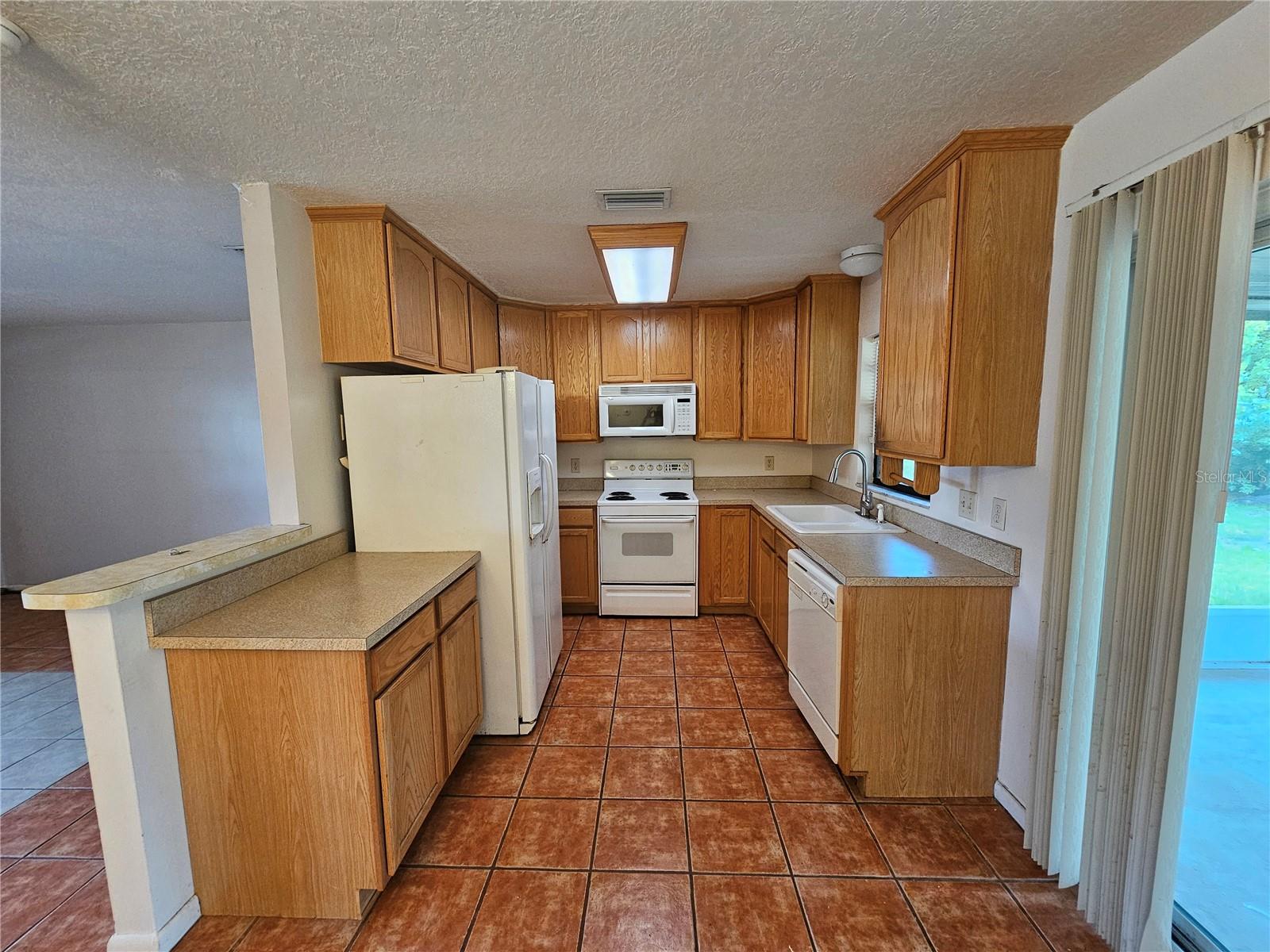 Image 4 of 6 For 5140 108th Street