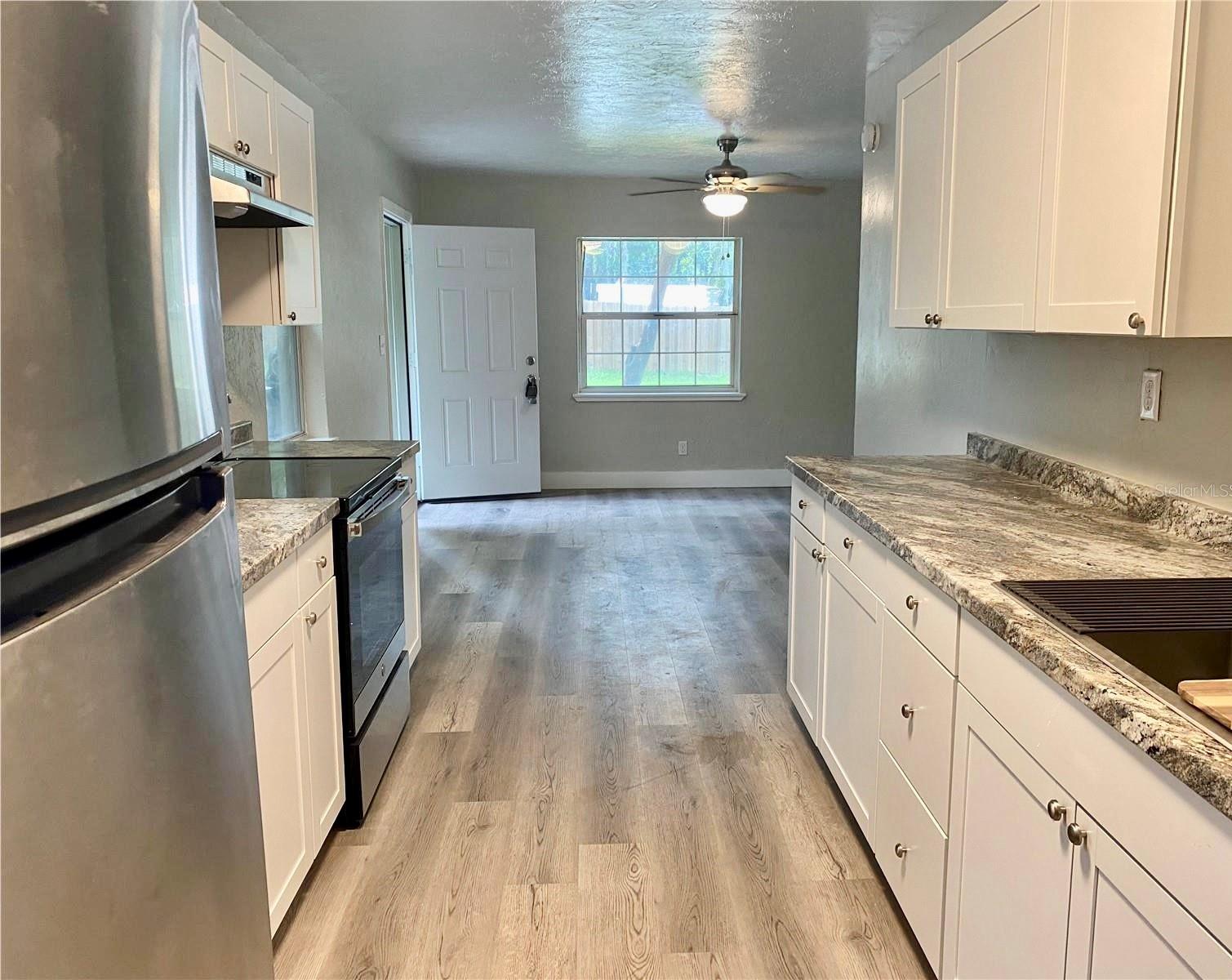 Image 2 of 4 For 430 9th Avenue