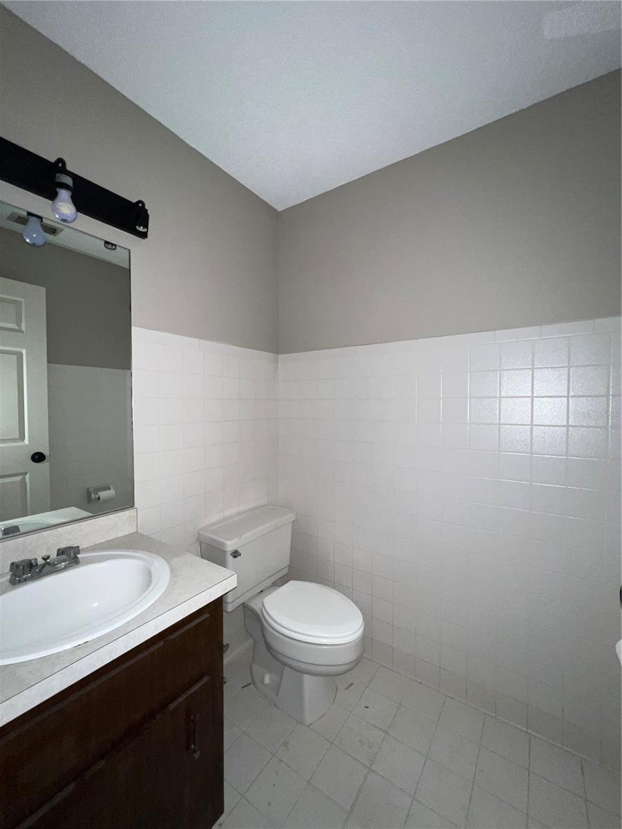 Image 10 of 16 For 2801 College Road 8