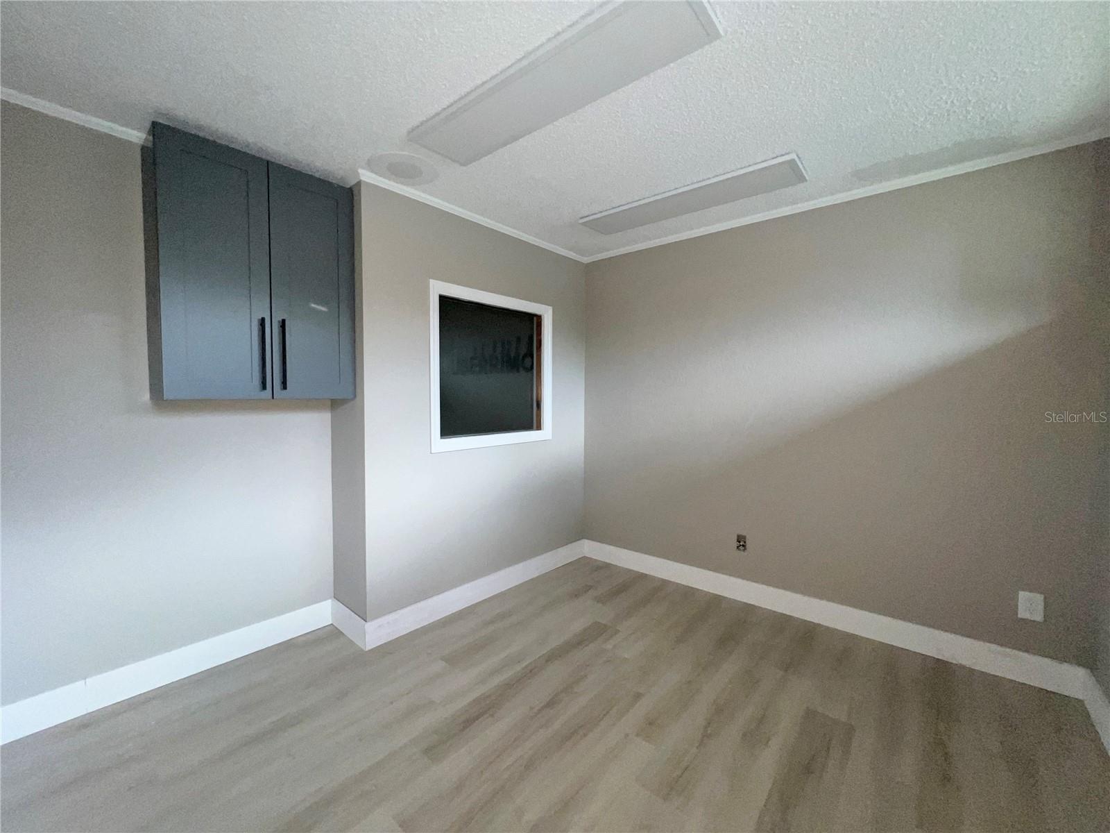 Image 4 of 16 For 2801 College Road 8