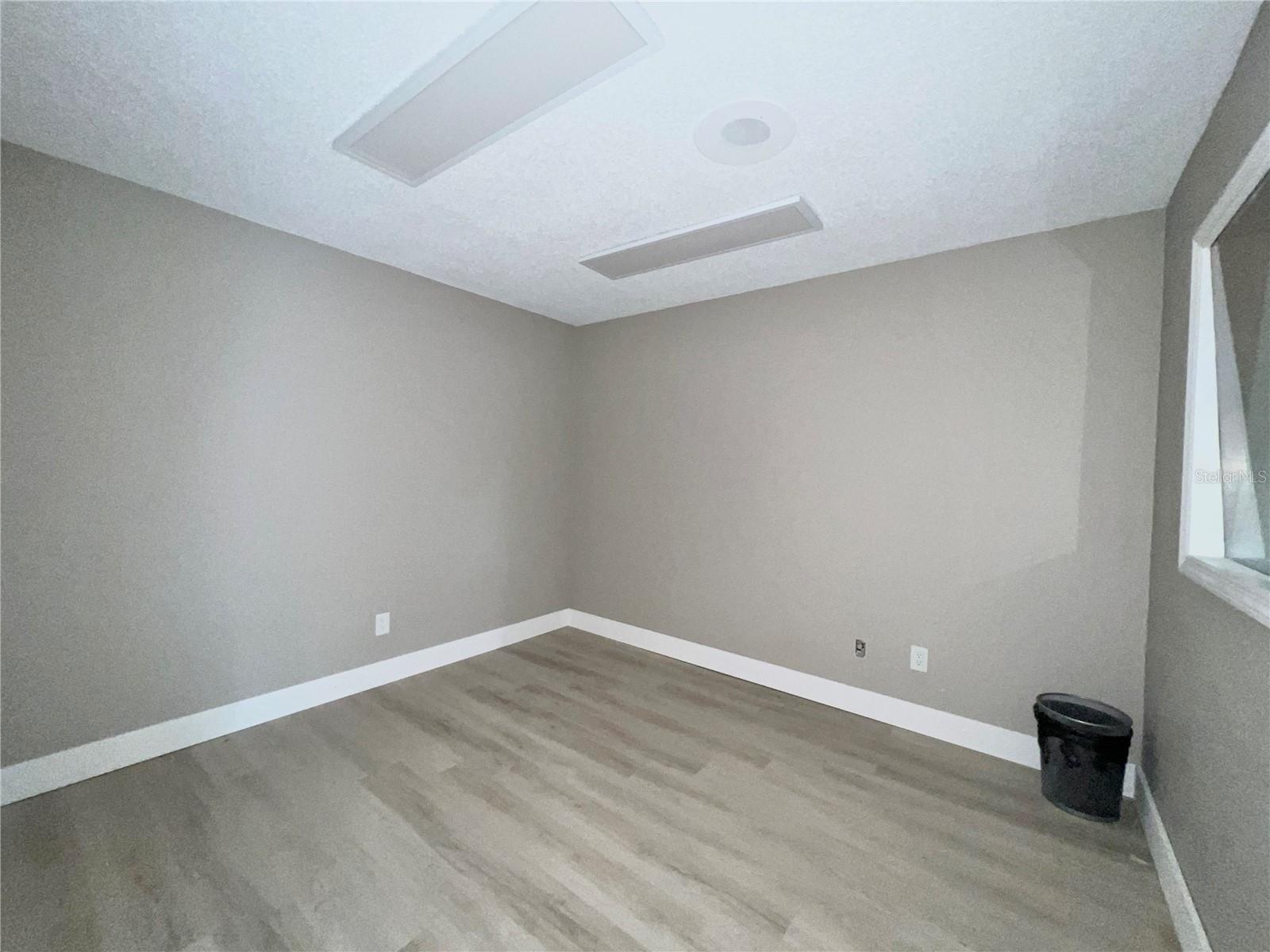 Image 6 of 16 For 2801 College Road 8