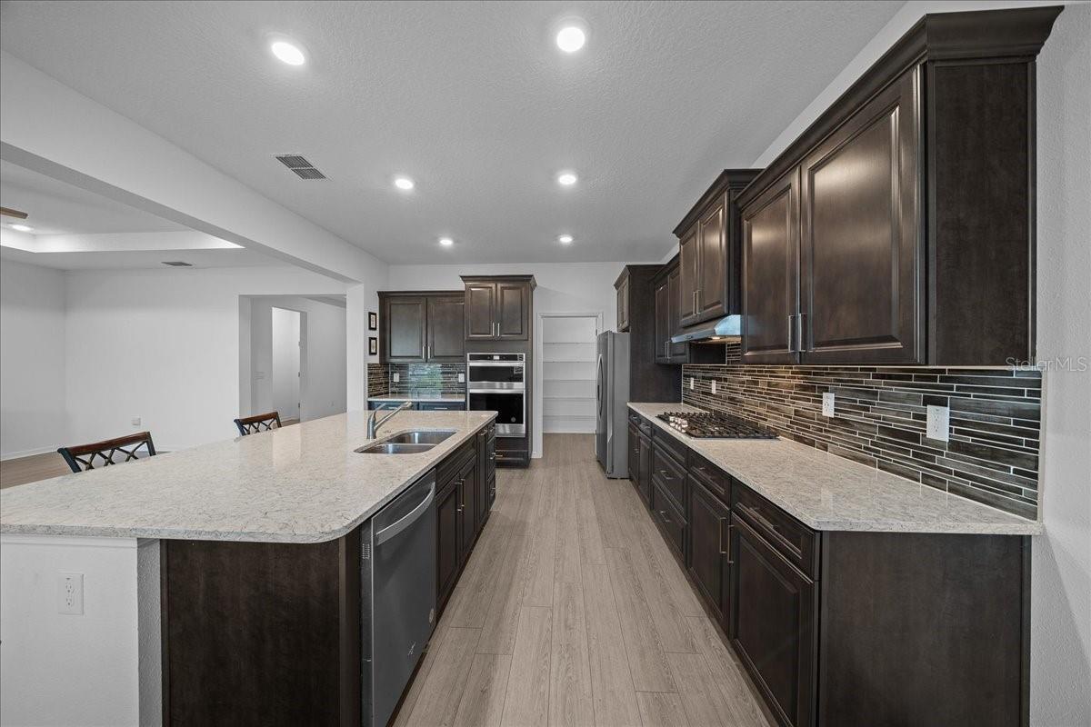 Image 11 of 74 For 6426 74th Terrace Road