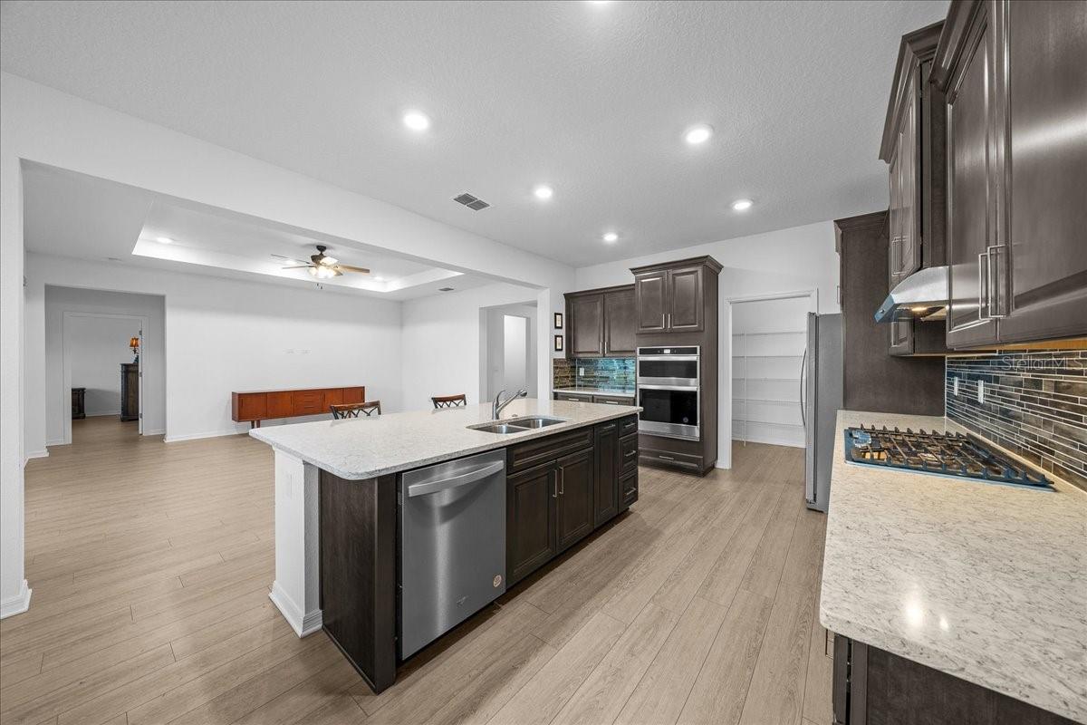 Image 18 of 74 For 6426 74th Terrace Road