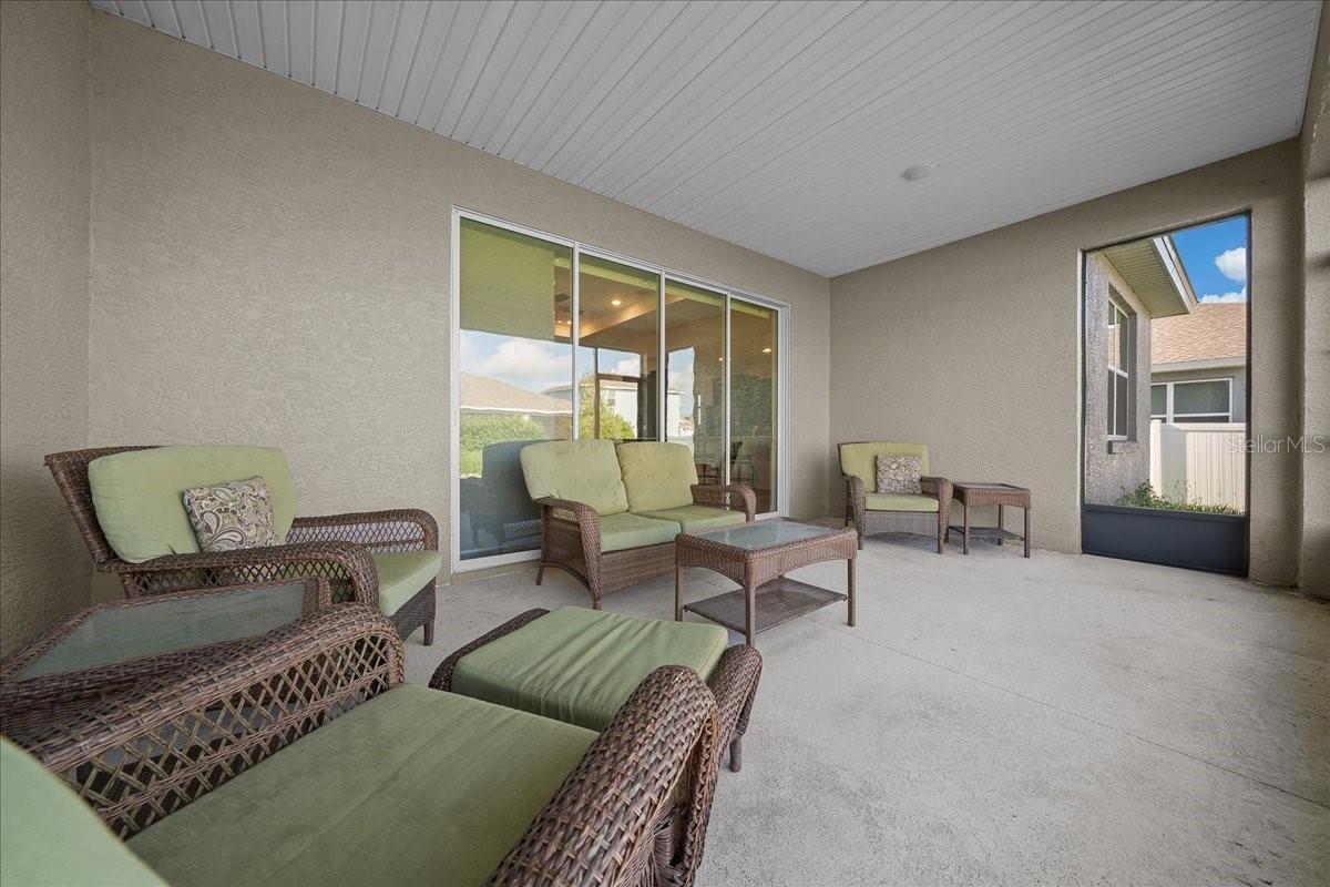Image 45 of 74 For 6426 74th Terrace Road
