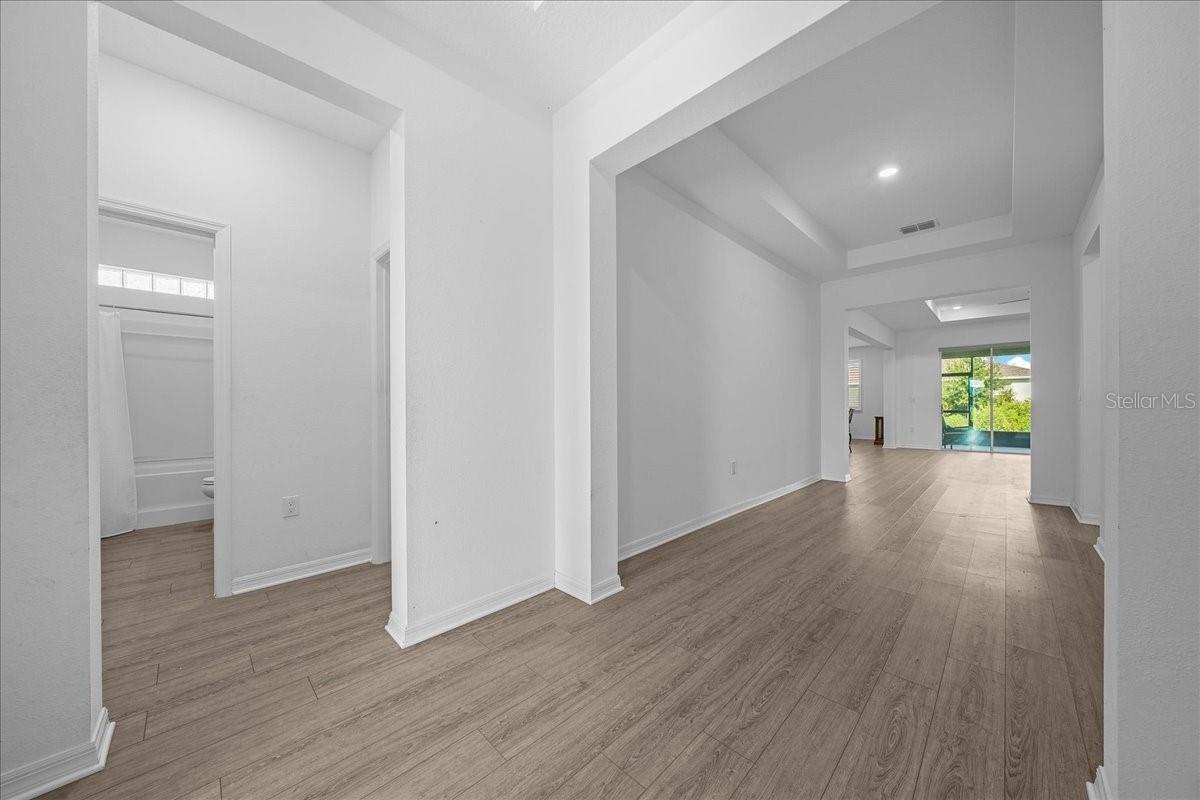 Image 5 of 74 For 6426 74th Terrace Road