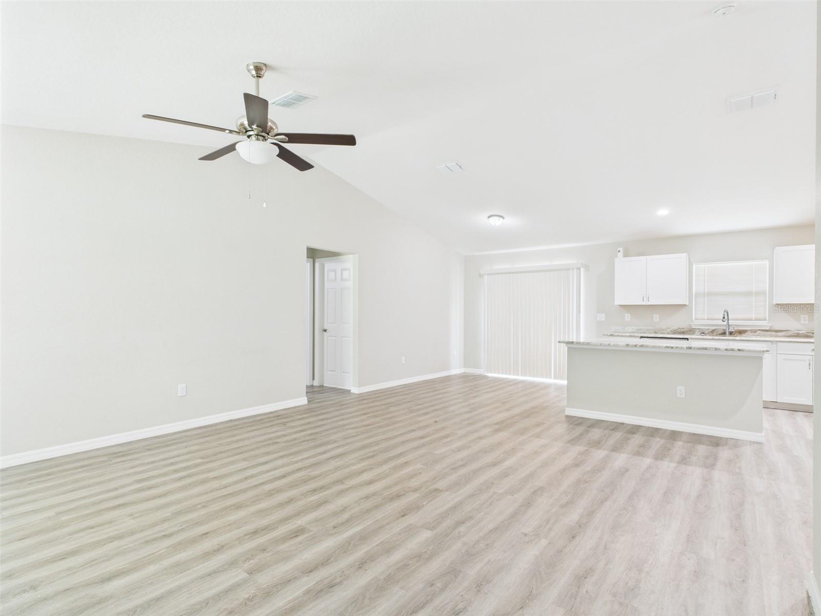 Image 5 of 16 For 13865 108th Lane