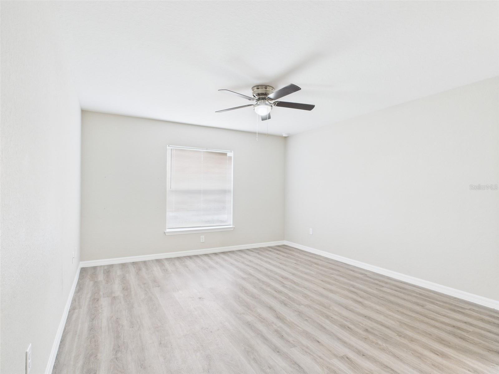 Image 6 of 16 For 13865 108th Lane