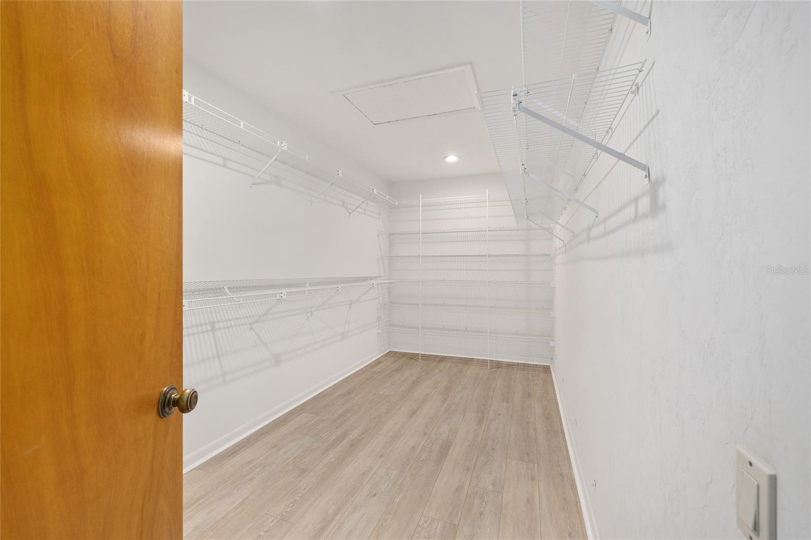 Image 14 of 91 For 4550 84th Terrace