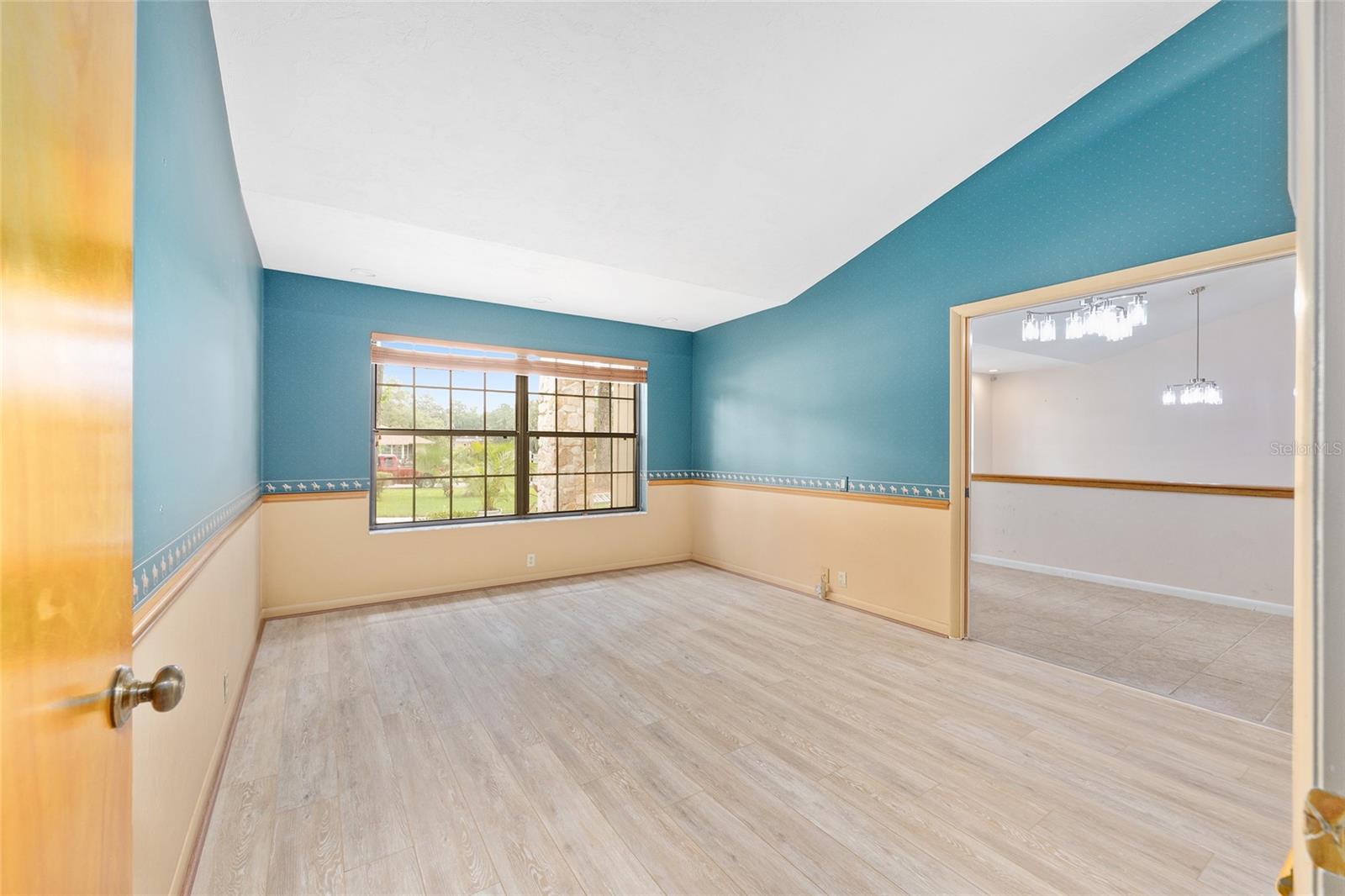 Image 20 of 91 For 4550 84th Terrace