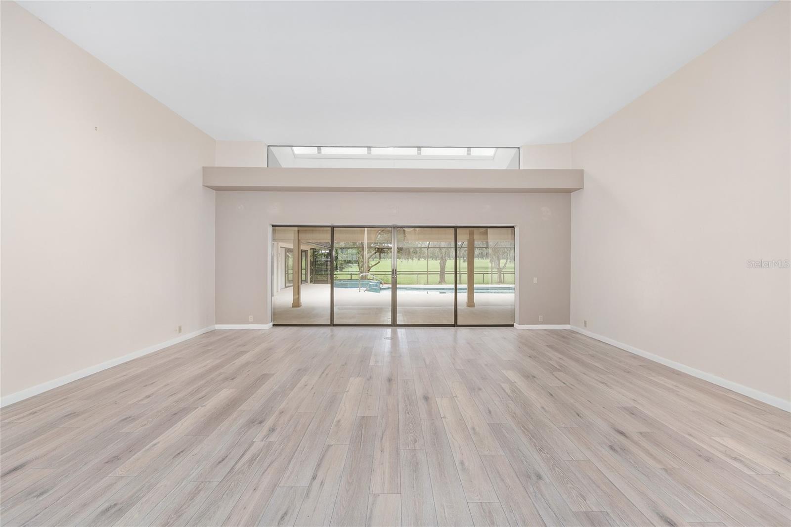 Image 24 of 91 For 4550 84th Terrace